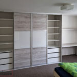 Šatní skříně do dětského pokoje: Proč je dětský nábytek pastí pro rodiče?