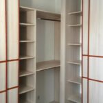 rohová skříň Mline otevřená